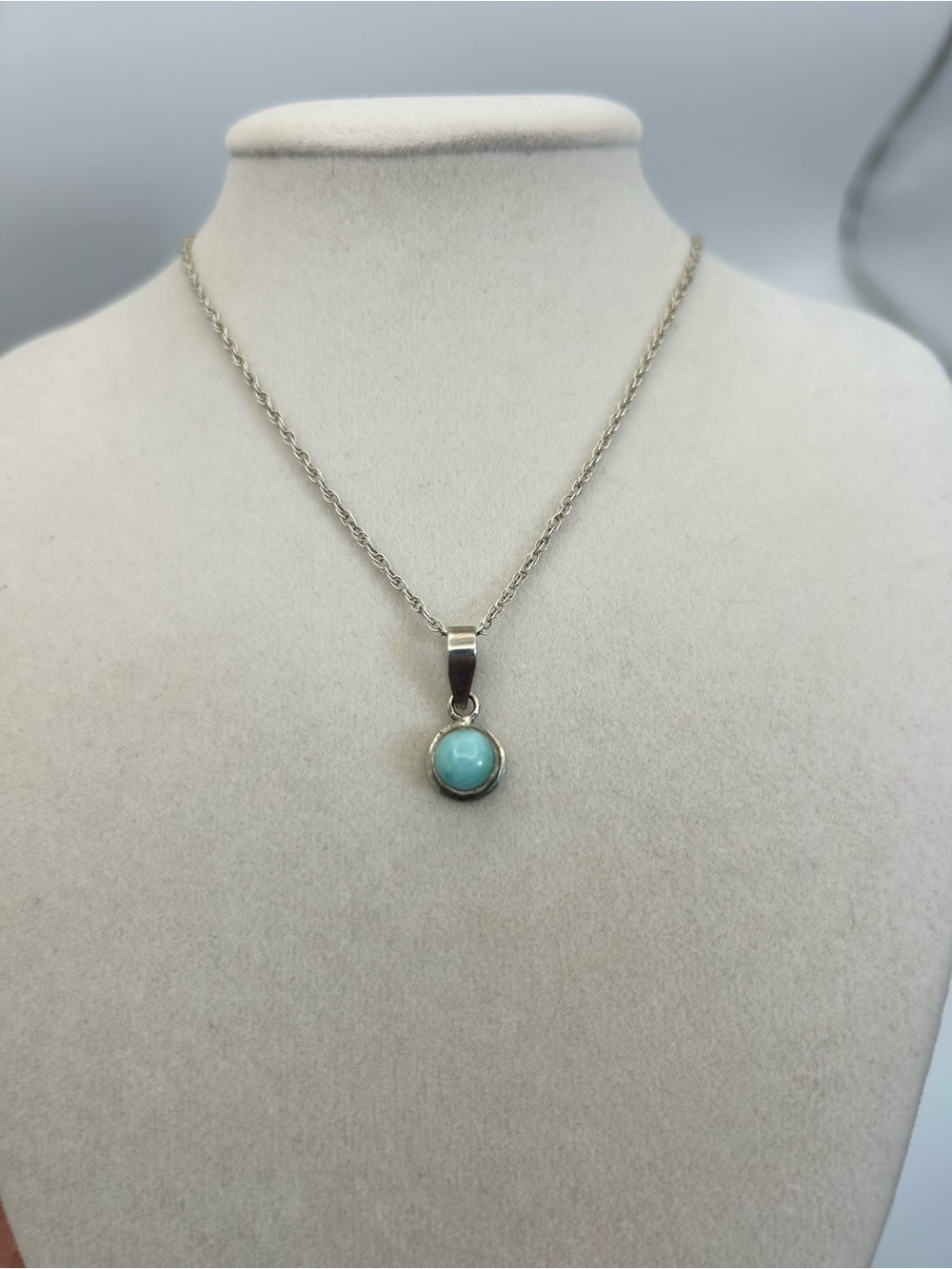 Sterling Silver Larimar Pendant Necklace 18" Stamped 925 Soft Aqua Blue Stone - Picture 3 of 13